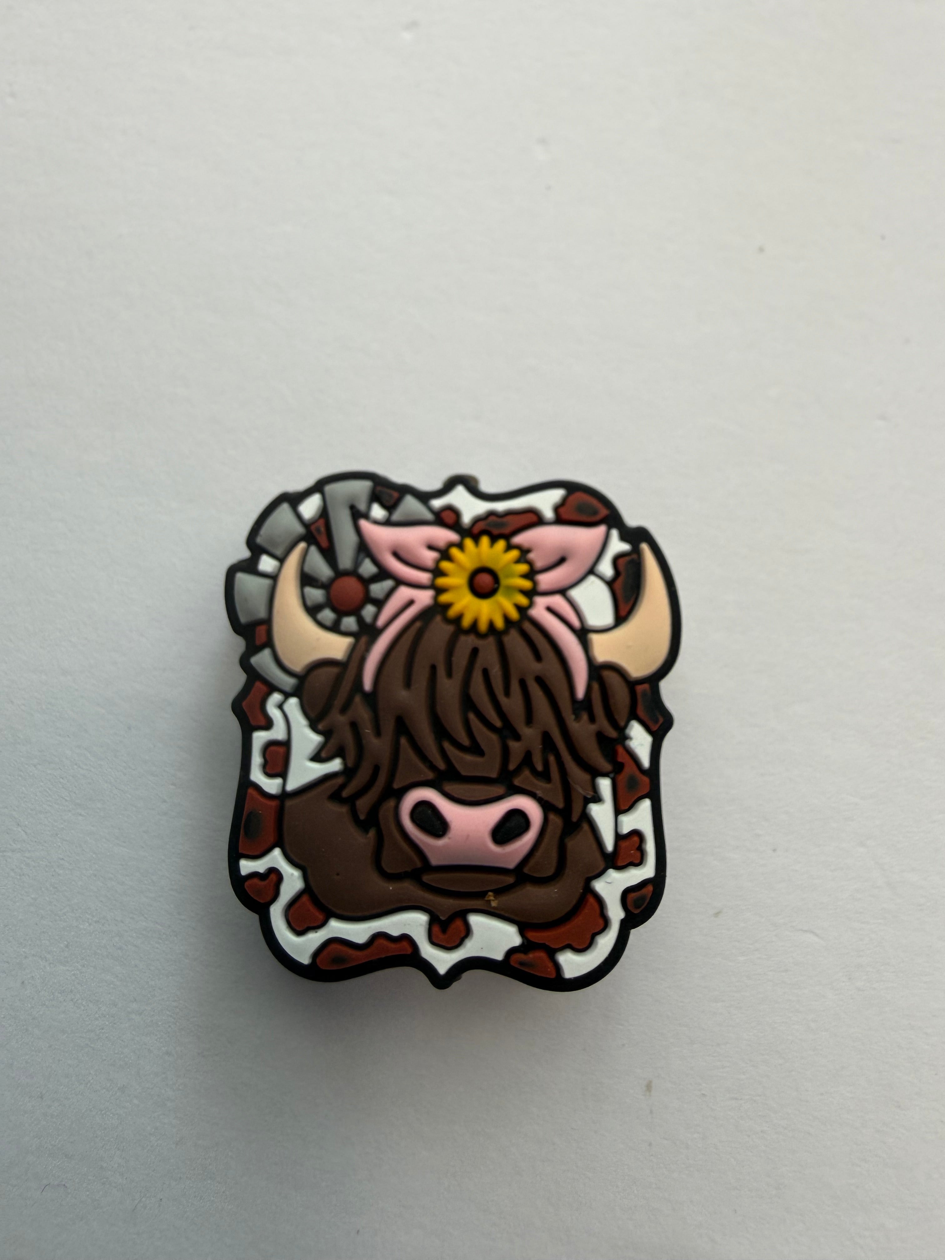 Highland cow pink bow focal